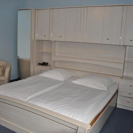 ברלין Hotel Pension Savoy Near Kurfuerstendamm חדר תמונה