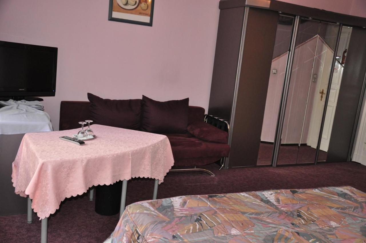 ברלין Hotel Pension Savoy Near Kurfuerstendamm חדר תמונה
